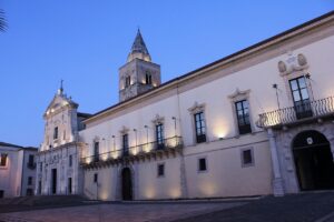 A Melfi la III edizione del Festival Internazionale “Sotto lo Stesso Cielo”: cultura, arte e storia protagoniste il 12 Luglio.